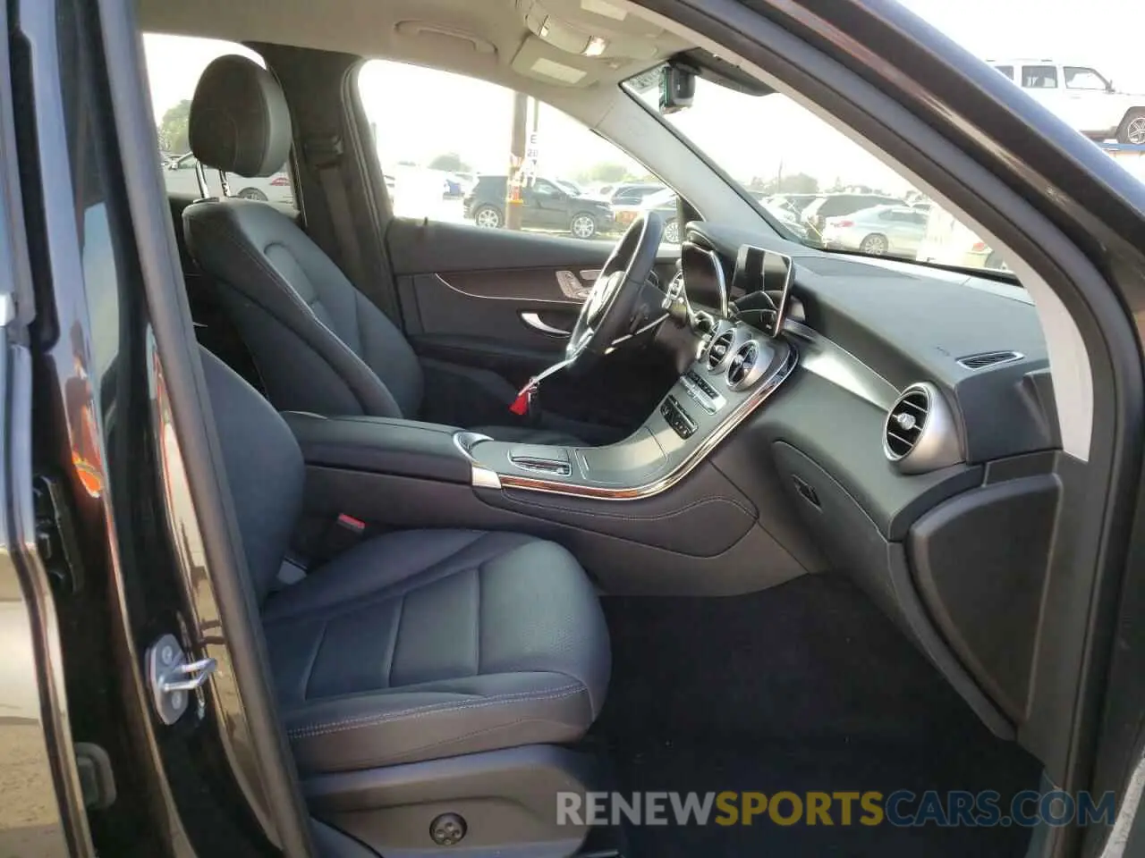5 Photograph of a damaged car W1N0G8DB0MV264469 MERCEDES-BENZ GLC-CLASS 2021