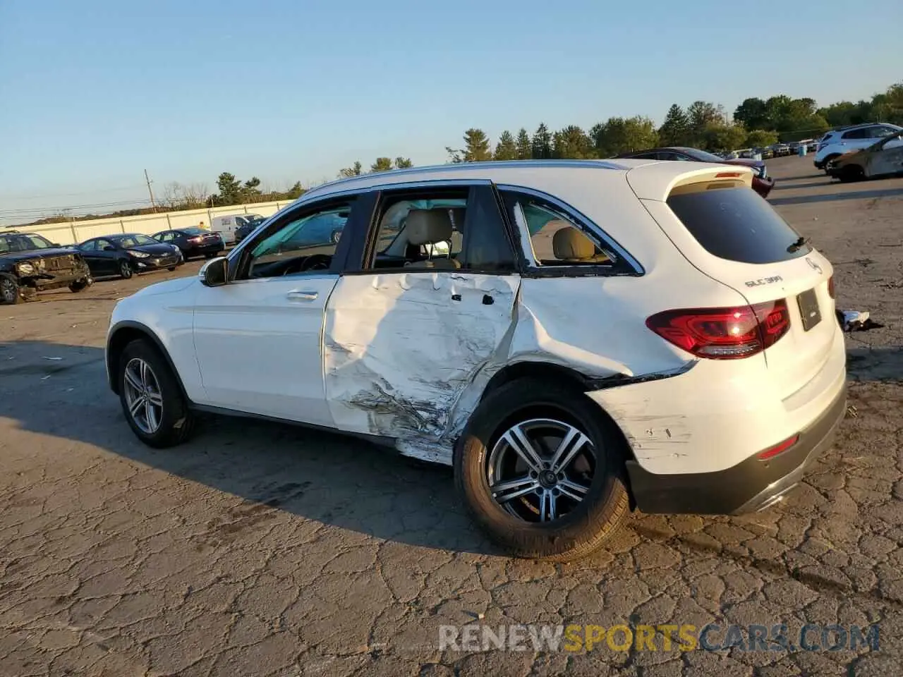 2 Фотография поврежденного автомобиля W1N0G8DB0MV268263 MERCEDES-BENZ GLC-CLASS 2021