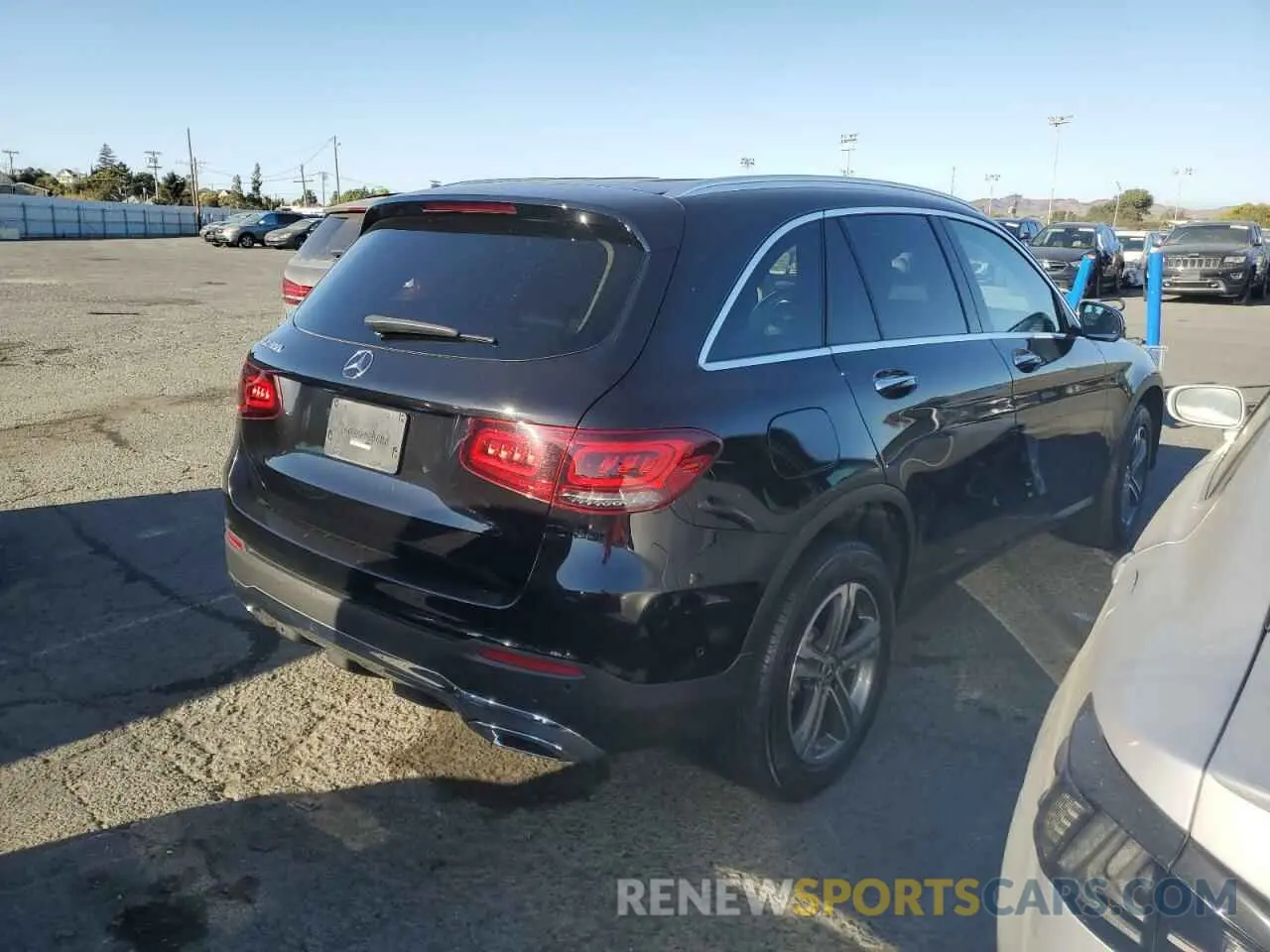 3 Фотография поврежденного автомобиля W1N0G8DB0MV302475 MERCEDES-BENZ GLC-CLASS 2021