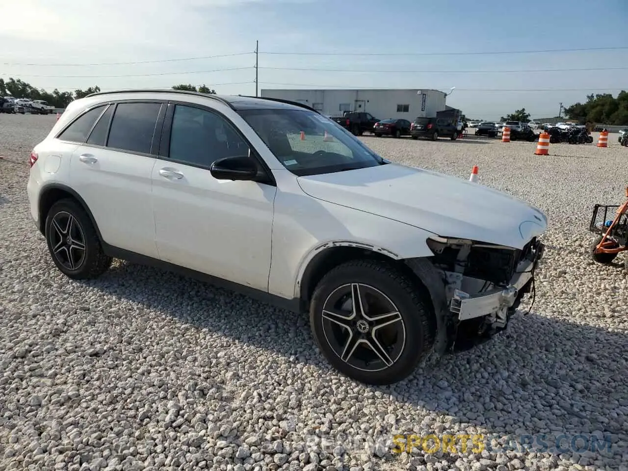 4 Фотография поврежденного автомобиля W1N0G8DB0MV323276 MERCEDES-BENZ GLC-CLASS 2021