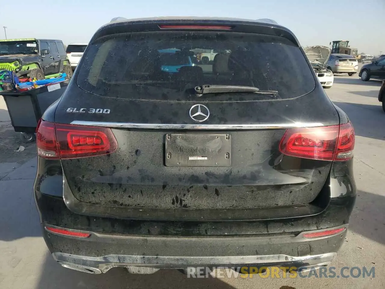 6 Photograph of a damaged car W1N0G8DB2MF869765 MERCEDES-BENZ GLC-CLASS 2021