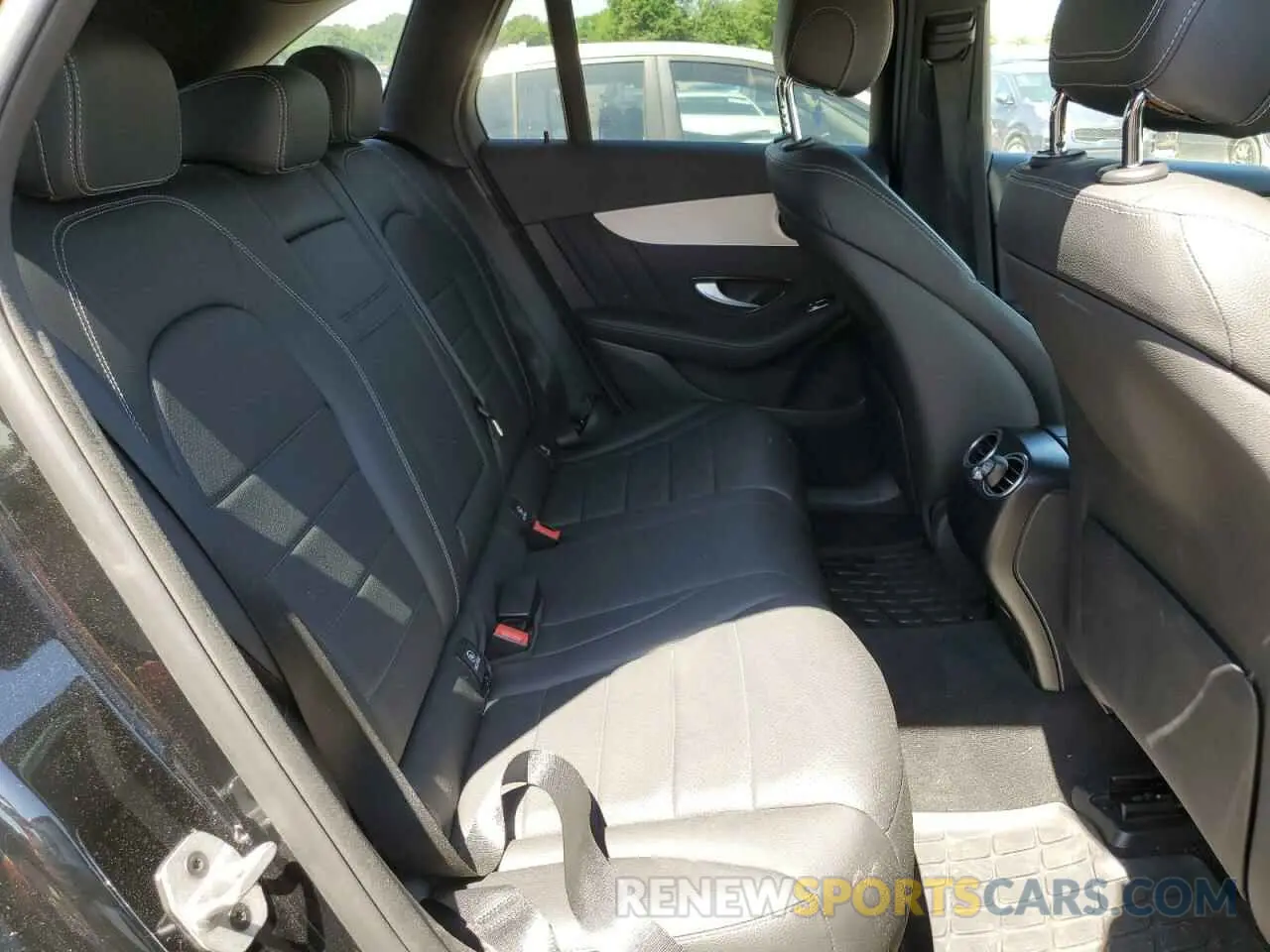 11 Фотография поврежденного автомобиля W1N0G8DB2MG011531 MERCEDES-BENZ GLC-CLASS 2021