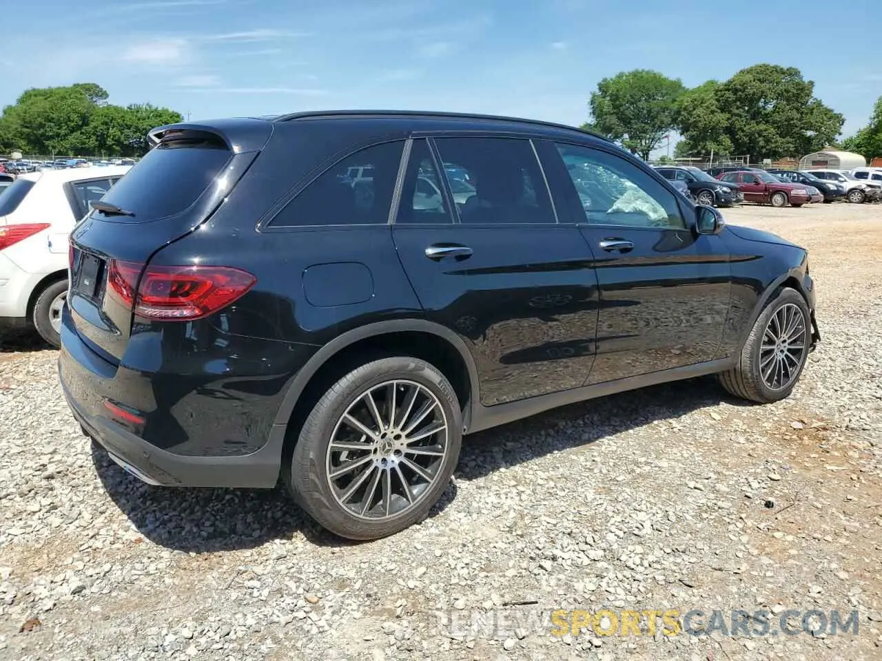 3 Фотография поврежденного автомобиля W1N0G8DB2MG011531 MERCEDES-BENZ GLC-CLASS 2021