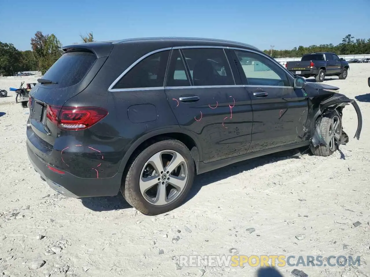 3 Photograph of a damaged car W1N0G8DB2MV265400 MERCEDES-BENZ GLC-CLASS 2021