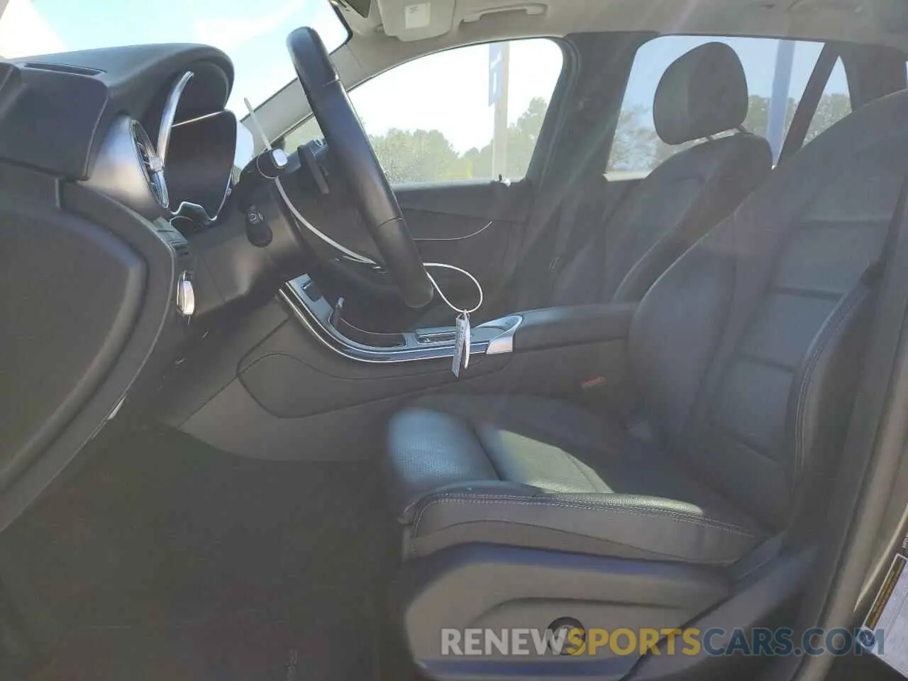 7 Photograph of a damaged car W1N0G8DB2MV265400 MERCEDES-BENZ GLC-CLASS 2021