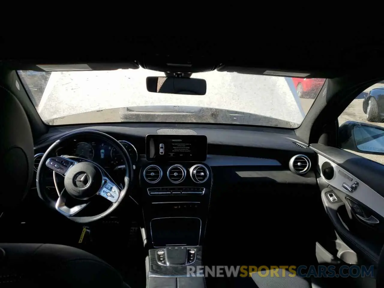 8 Photograph of a damaged car W1N0G8DB2MV296131 MERCEDES-BENZ GLC-CLASS 2021