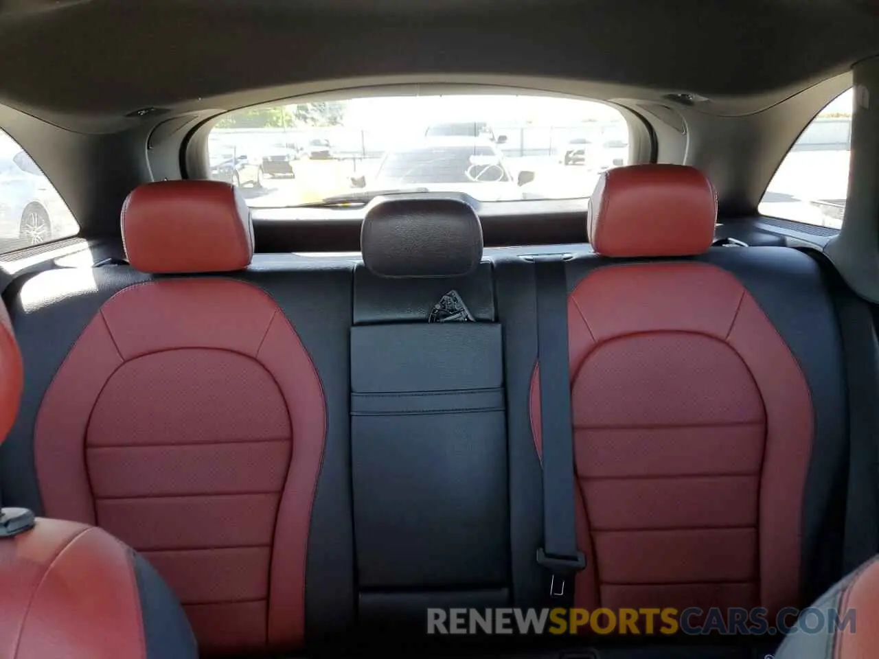 10 Photograph of a damaged car W1N0G8DB3MF927785 MERCEDES-BENZ GLC-CLASS 2021