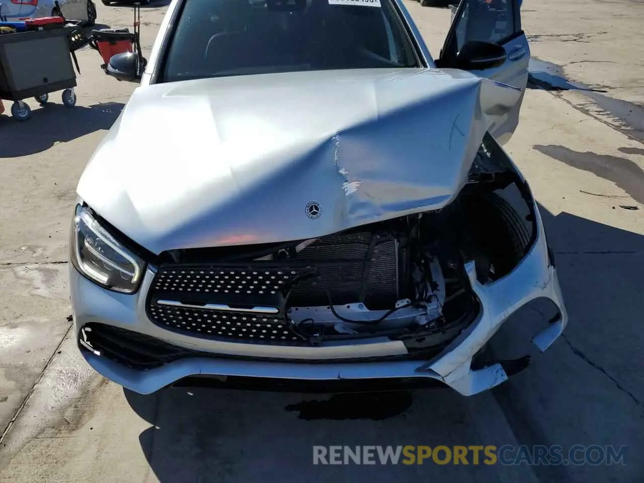 12 Photograph of a damaged car W1N0G8DB3MF927785 MERCEDES-BENZ GLC-CLASS 2021