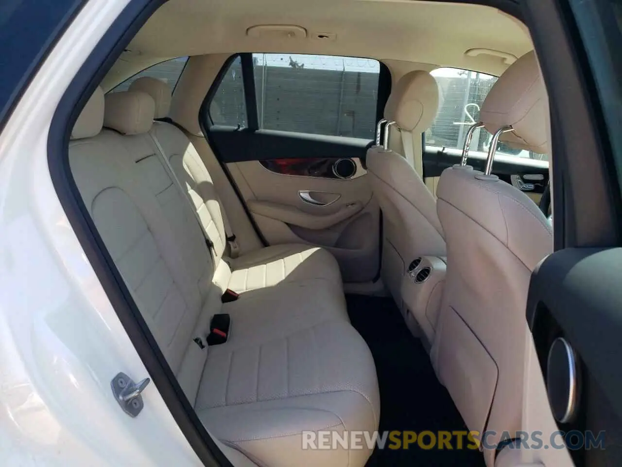 6 Фотография поврежденного автомобиля W1N0G8DB4MF941498 MERCEDES-BENZ GLC-CLASS 2021