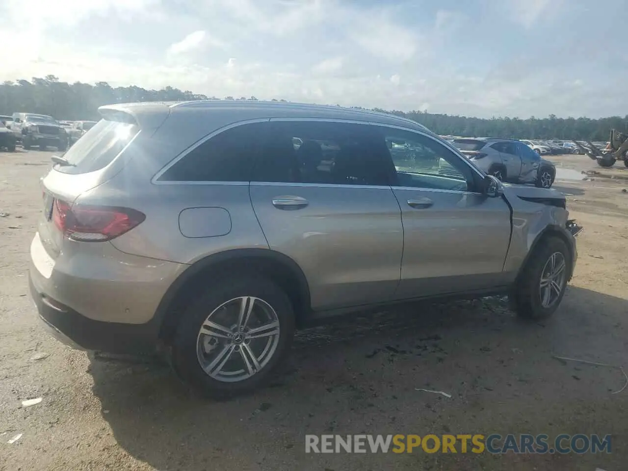 3 Фотография поврежденного автомобиля W1N0G8DB4MV279217 MERCEDES-BENZ GLC-CLASS 2021
