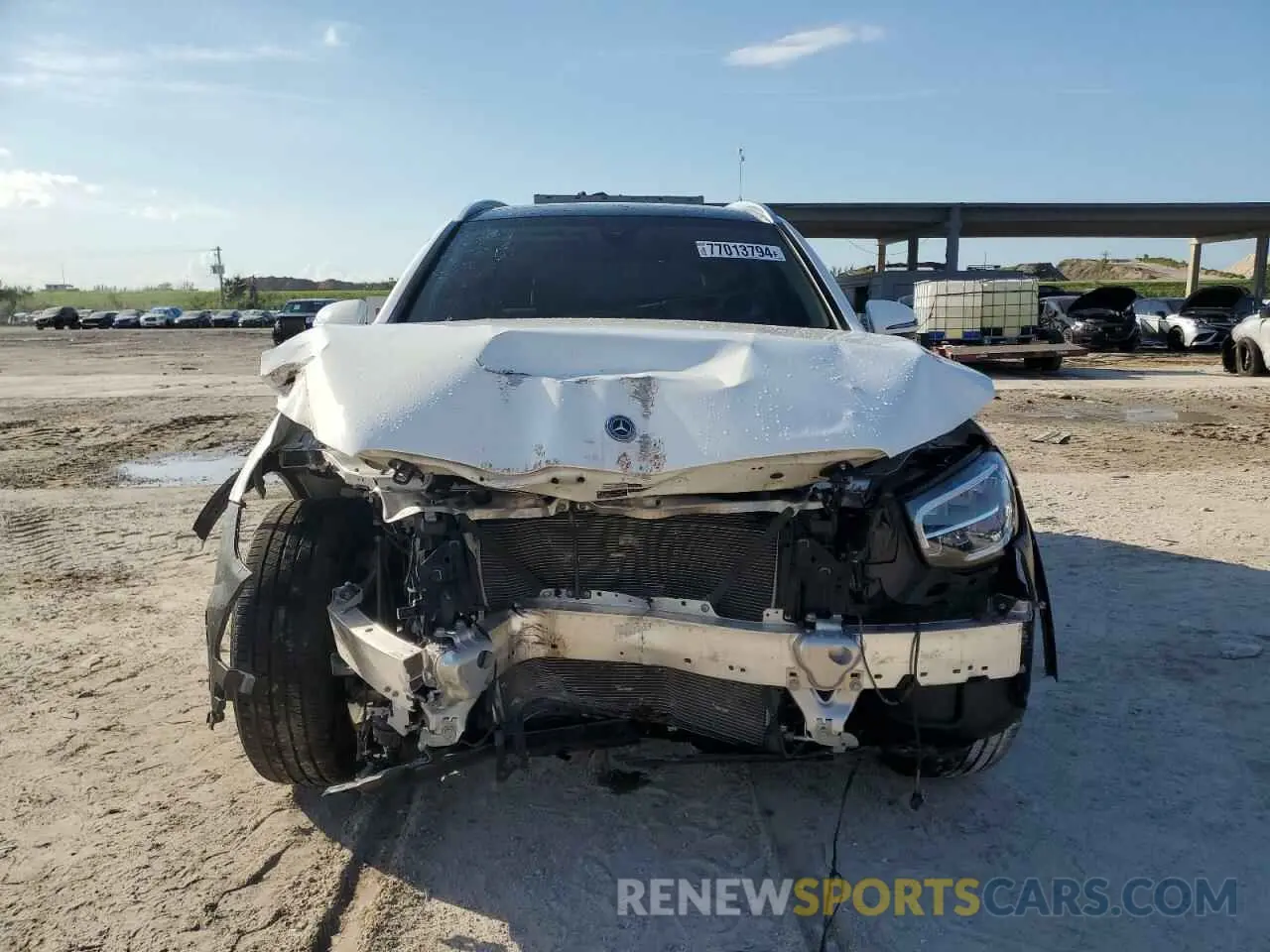 5 Photograph of a damaged car W1N0G8DB5MV264743 MERCEDES-BENZ GLC-CLASS 2021