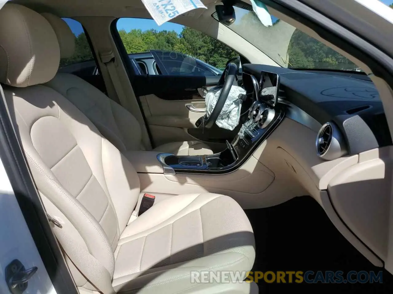 5 Photograph of a damaged car W1N0G8DB5MV270221 MERCEDES-BENZ GLC-CLASS 2021