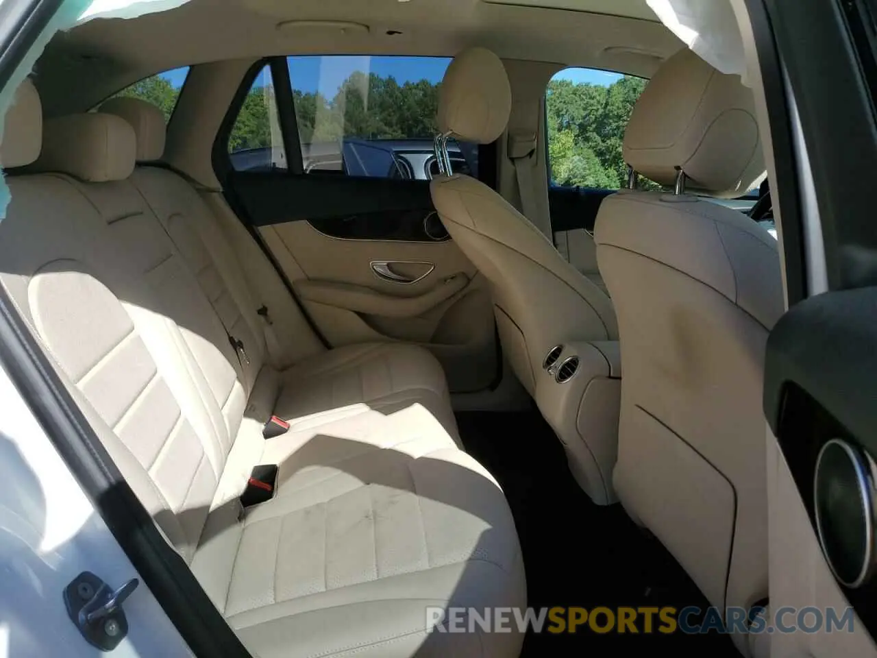6 Photograph of a damaged car W1N0G8DB5MV270221 MERCEDES-BENZ GLC-CLASS 2021