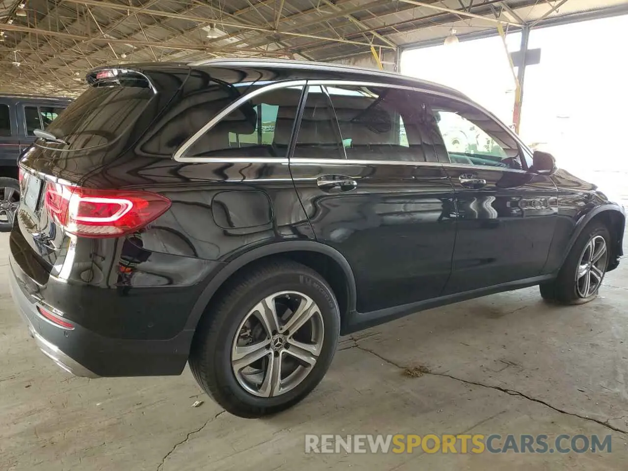3 Фотография поврежденного автомобиля W1N0G8DB5MV296902 MERCEDES-BENZ GLC-CLASS 2021
