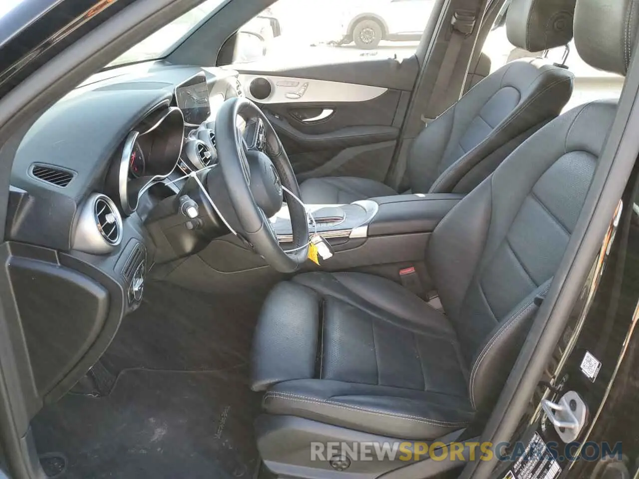 7 Photograph of a damaged car W1N0G8DB5MV311785 MERCEDES-BENZ GLC-CLASS 2021