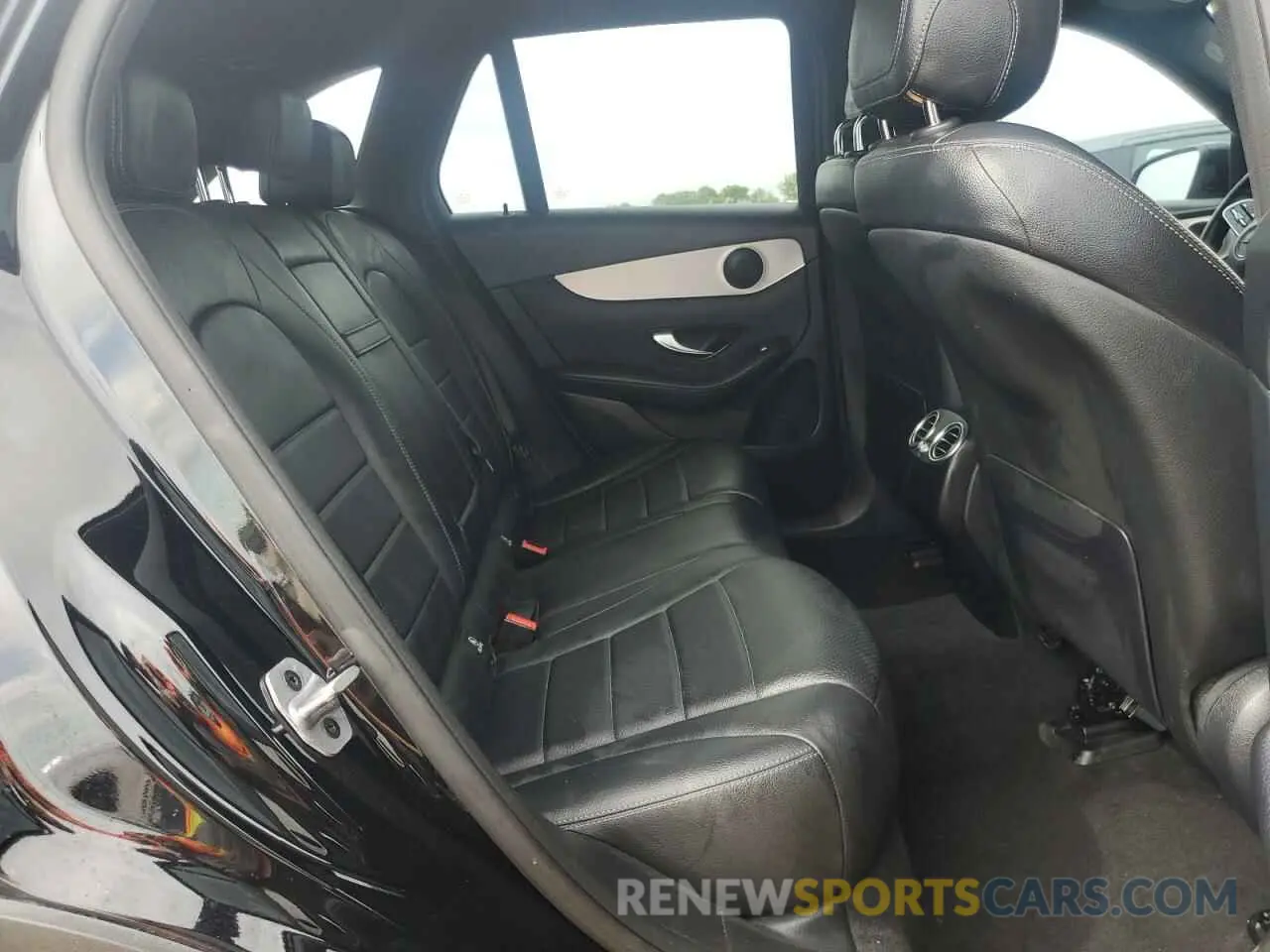 11 Фотография поврежденного автомобиля W1N0G8DB6MF998561 MERCEDES-BENZ GLC-CLASS 2021