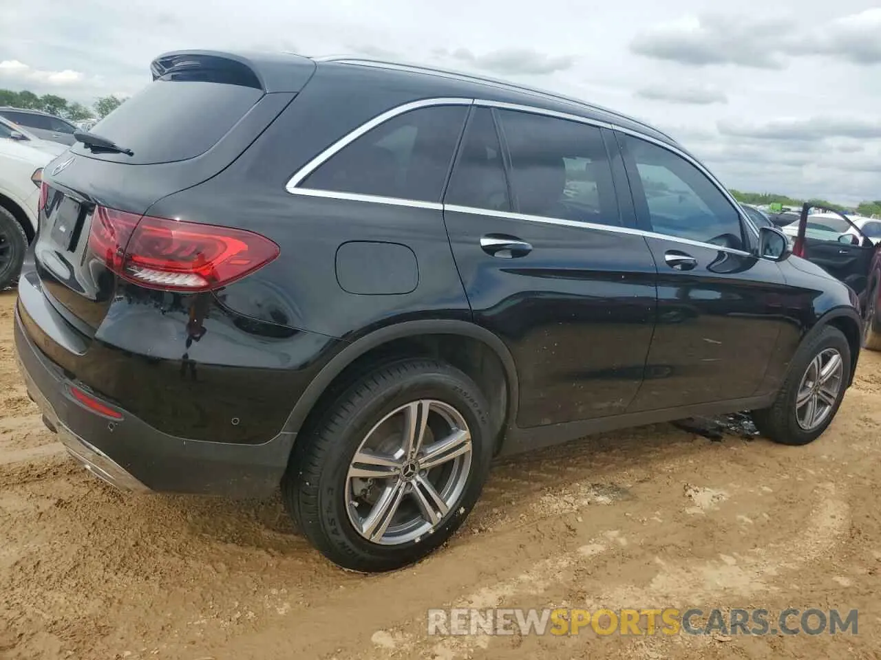 3 Фотография поврежденного автомобиля W1N0G8DB6MF998561 MERCEDES-BENZ GLC-CLASS 2021