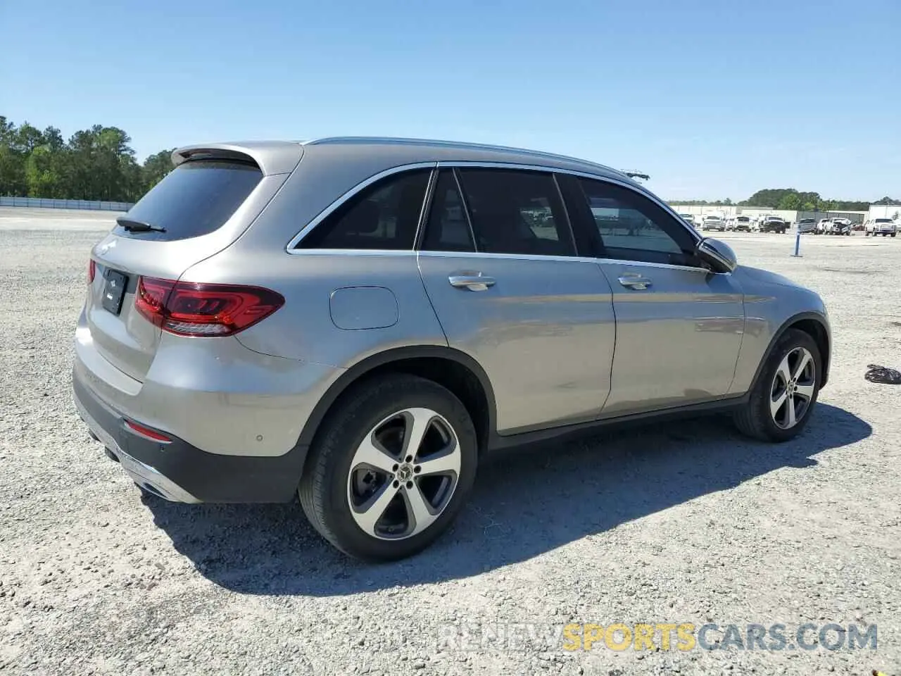 3 Фотография поврежденного автомобиля W1N0G8DB7MF888313 MERCEDES-BENZ GLC-CLASS 2021