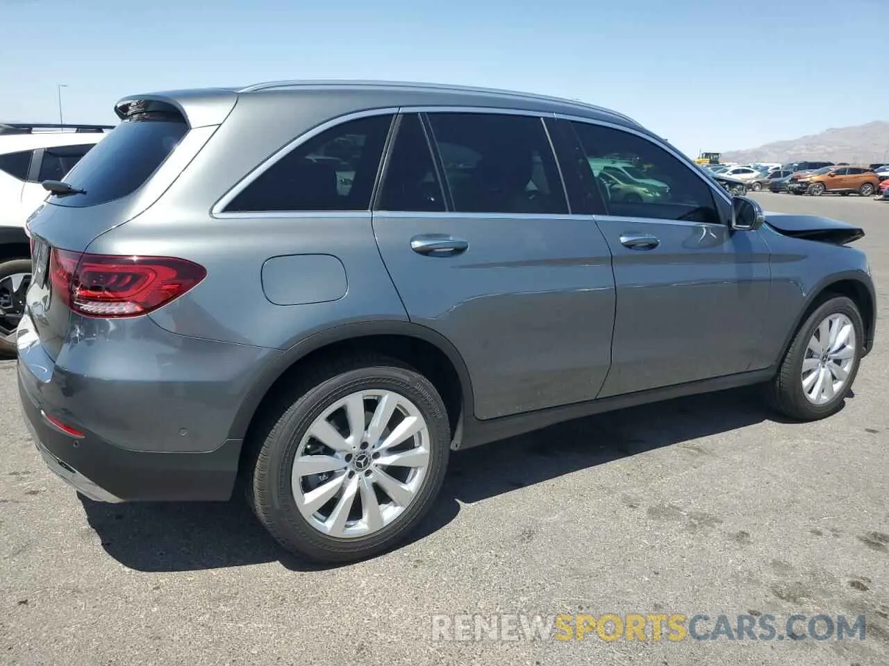 3 Фотография поврежденного автомобиля W1N0G8DB7MV263335 MERCEDES-BENZ GLC-CLASS 2021