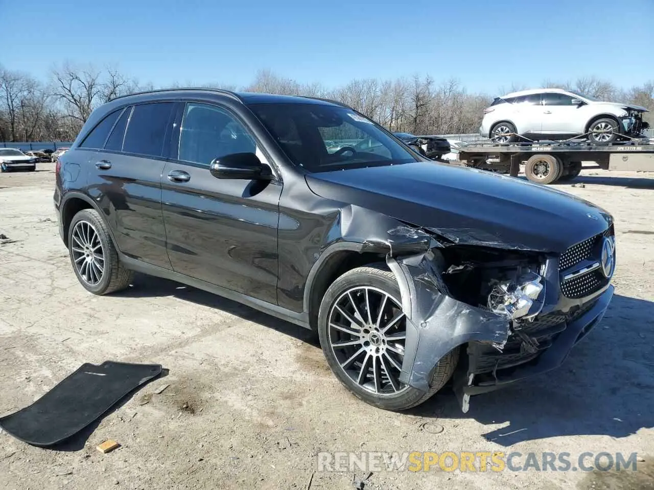 4 Photograph of a damaged car W1N0G8DB9MF960242 MERCEDES-BENZ GLC-CLASS 2021