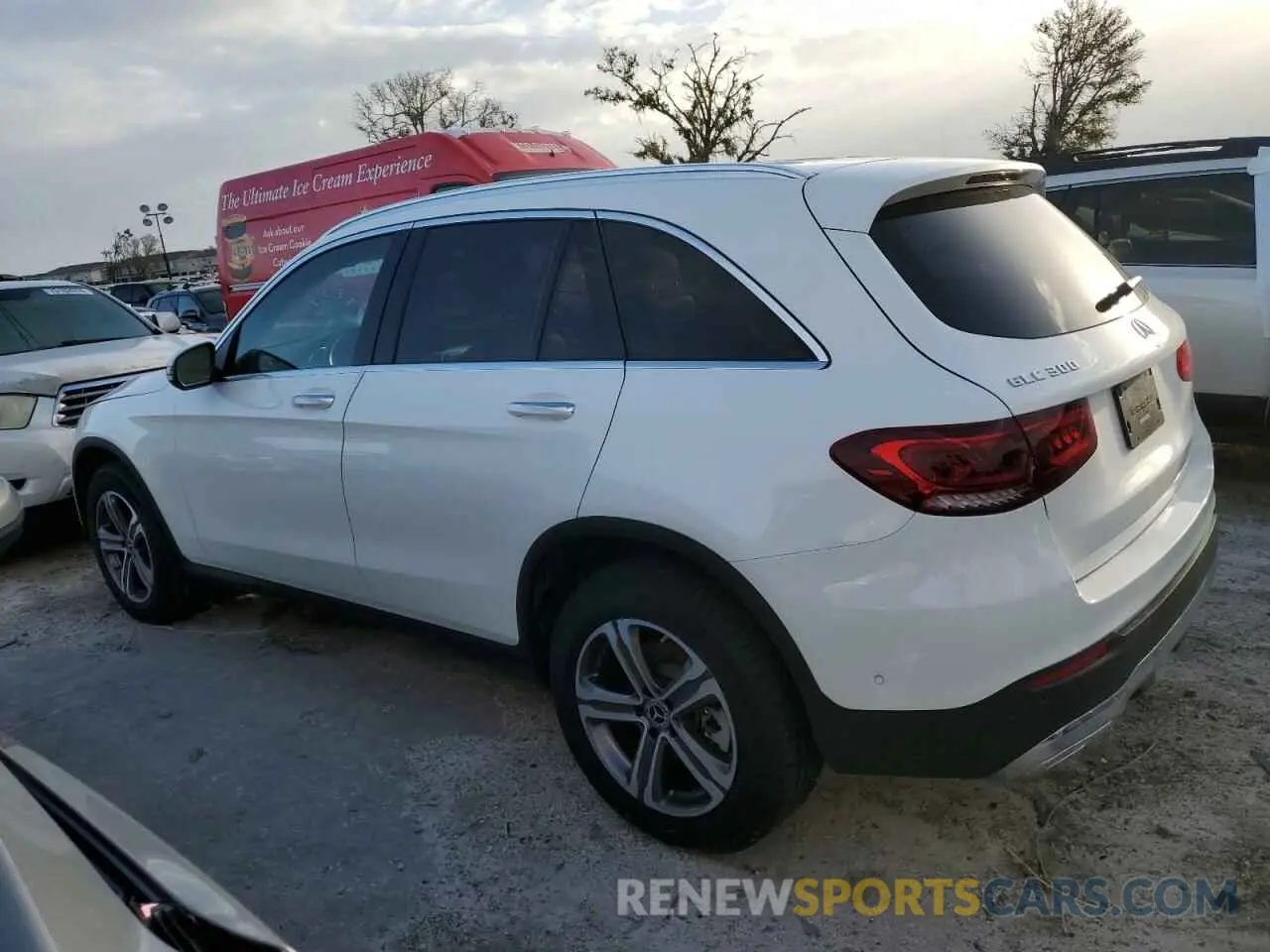 2 Фотография поврежденного автомобиля W1N0G8DBXMF927380 MERCEDES-BENZ GLC-CLASS 2021