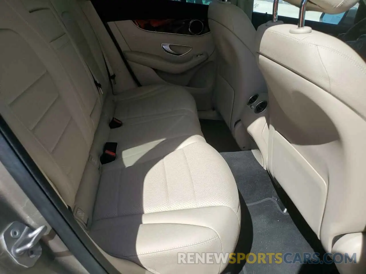 11 Photograph of a damaged car W1N0G8EB2MF904366 MERCEDES-BENZ GLC-CLASS 2021