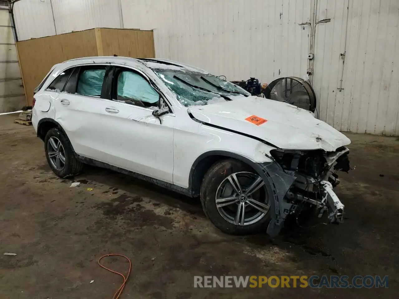 4 Photograph of a damaged car W1N0G8EB8MF904839 MERCEDES-BENZ GLC-CLASS 2021