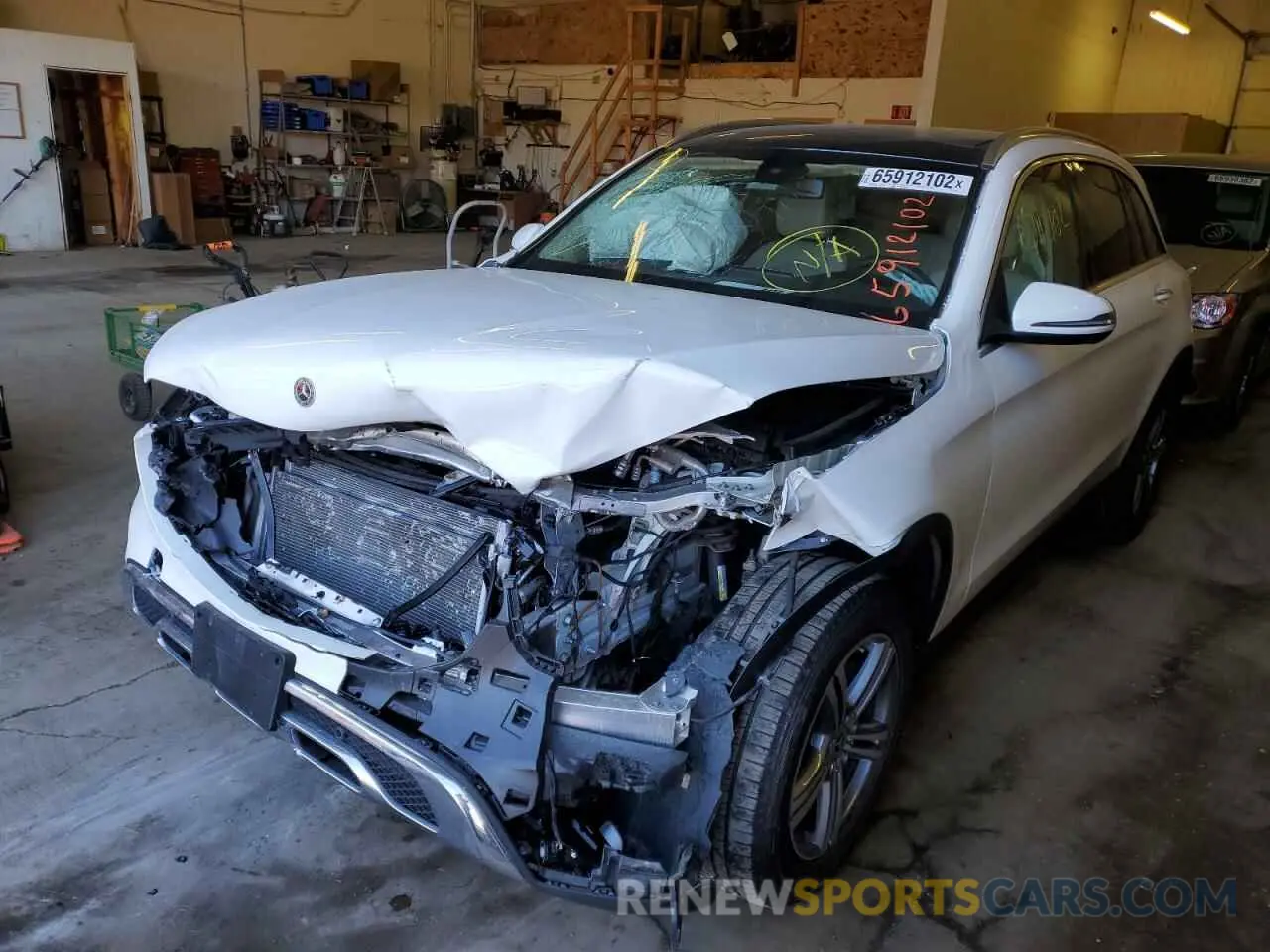 2 Photograph of a damaged car W1N0G8EBXMV298269 MERCEDES-BENZ GLC-CLASS 2021
