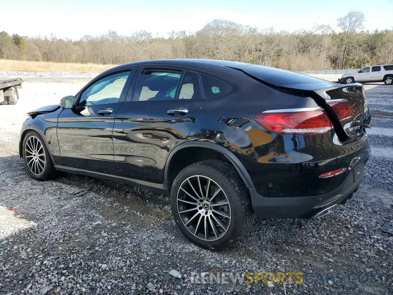2 Photograph of a damaged car W1N0J8EB7MF889574 MERCEDES-BENZ GLC-CLASS 2021