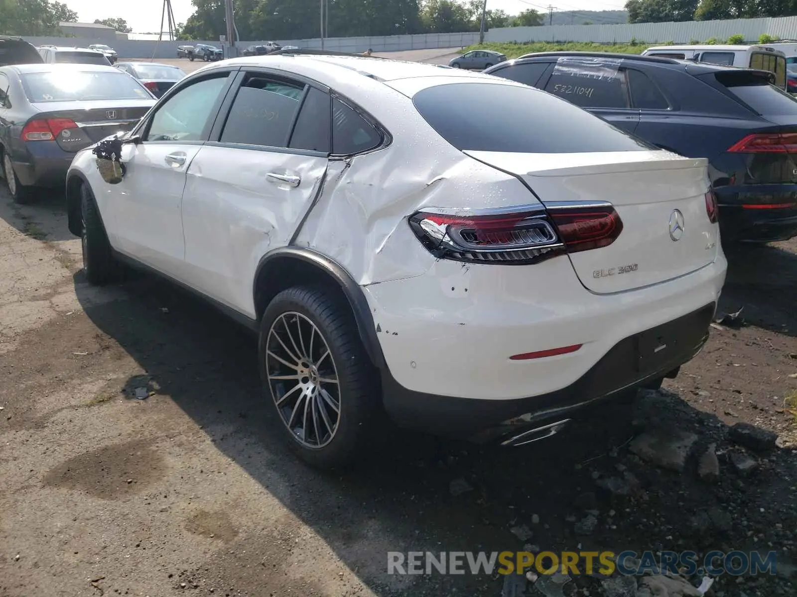 3 Photograph of a damaged car W1N0J8EB8MF892712 MERCEDES-BENZ GLC-CLASS 2021