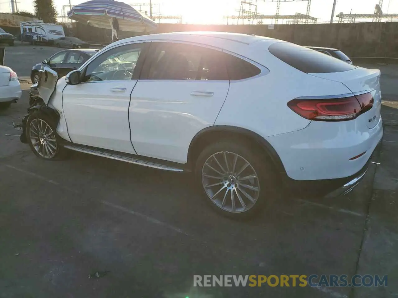 2 Photograph of a damaged car W1N0J8EBXMF905170 MERCEDES-BENZ GLC-CLASS 2021