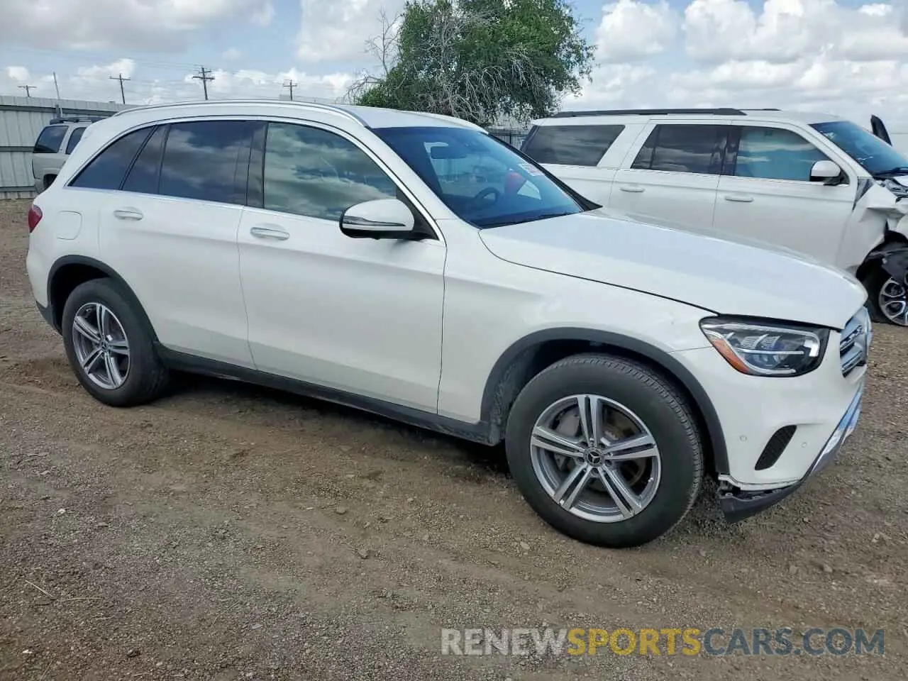 4 Photograph of a damaged car W1N0G8DB0NG093759 MERCEDES-BENZ GLC-CLASS 2022