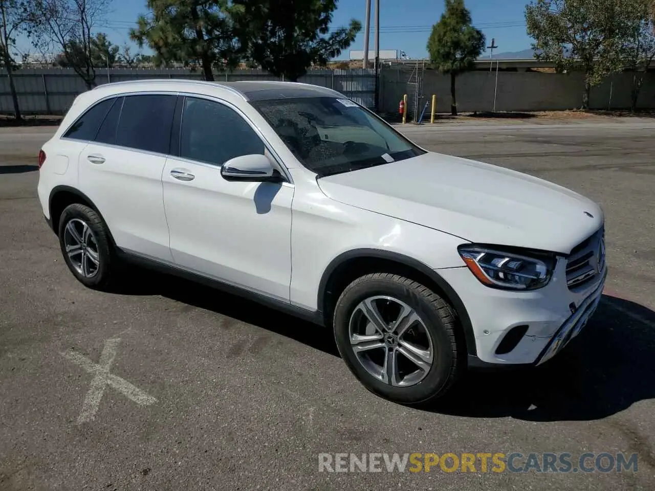 4 Фотография поврежденного автомобиля W1N0G8DB2NV394979 MERCEDES-BENZ GLC-CLASS 2022