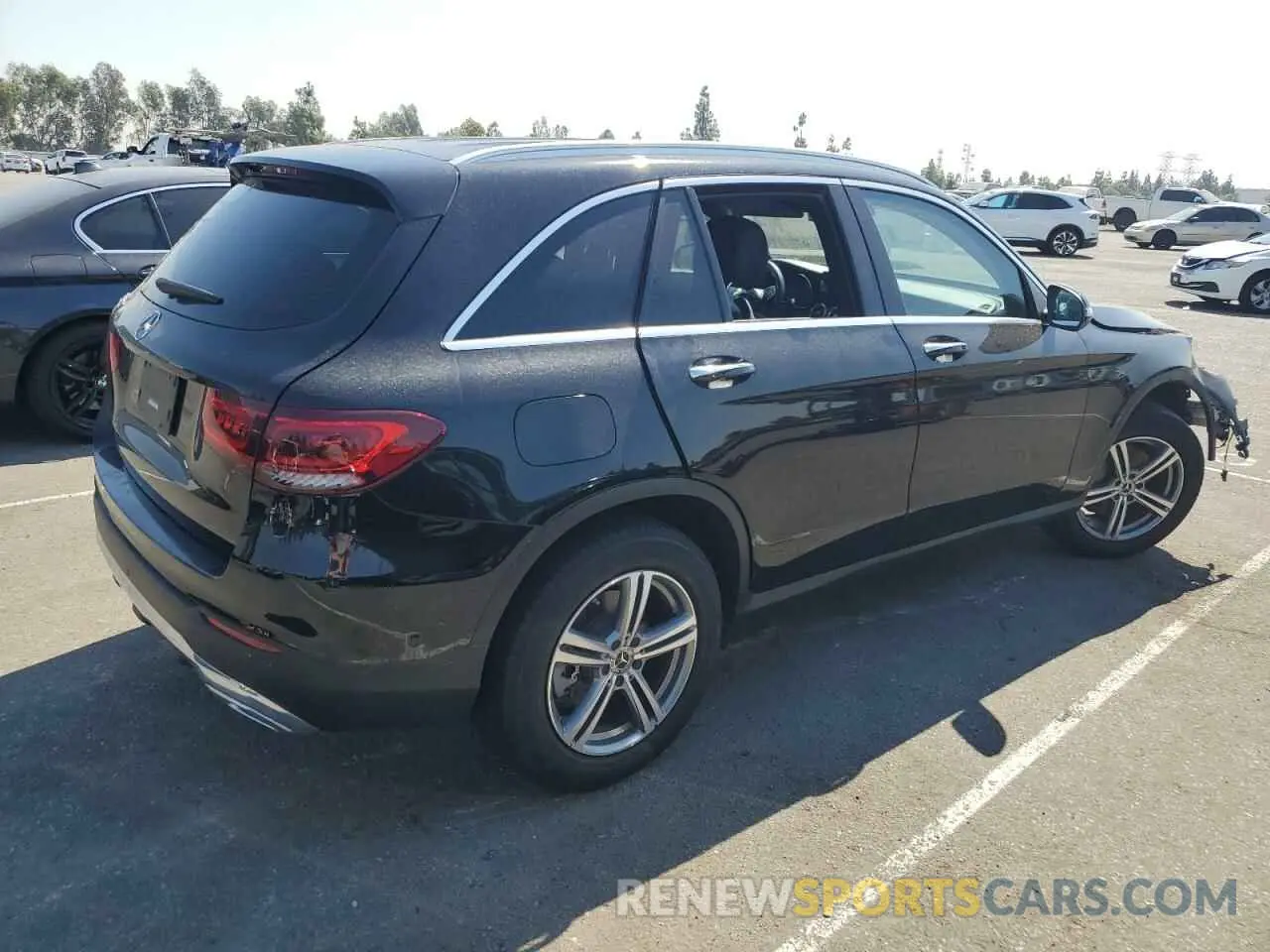 3 Photograph of a damaged car W1N0G8DB5NV337966 MERCEDES-BENZ GLC-CLASS 2022
