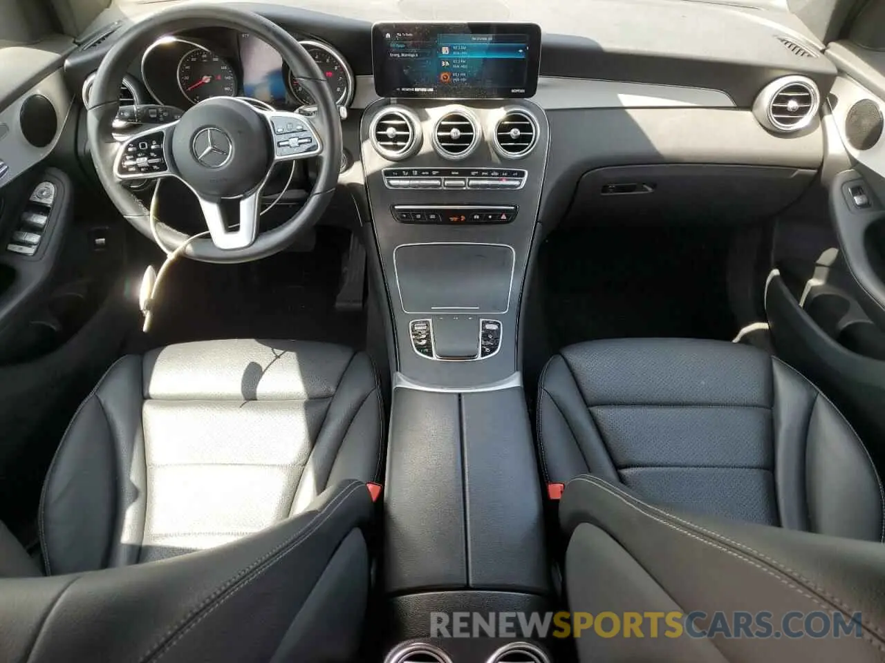 8 Photograph of a damaged car W1N0G8DB5NV399433 MERCEDES-BENZ GLC-CLASS 2022