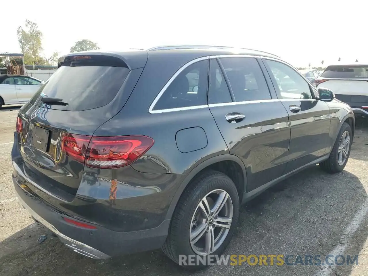 3 Фотография поврежденного автомобиля W1N0G8DB6NV363556 MERCEDES-BENZ GLC-CLASS 2022