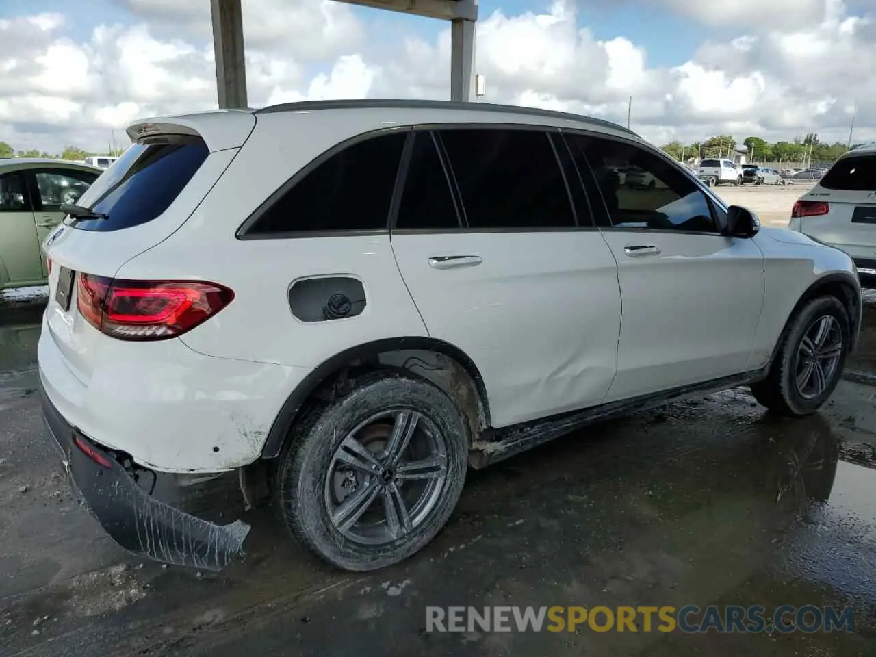 3 Фотография поврежденного автомобиля W1N0G8DB6NV366313 MERCEDES-BENZ GLC-CLASS 2022