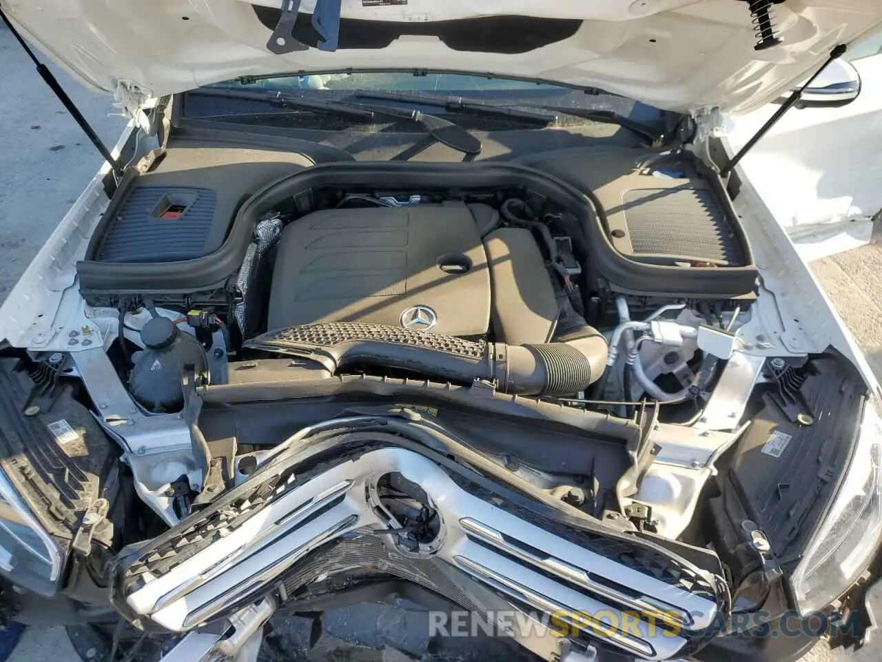 12 Photograph of a damaged car W1N0G8DB6NV387338 MERCEDES-BENZ GLC-CLASS 2022