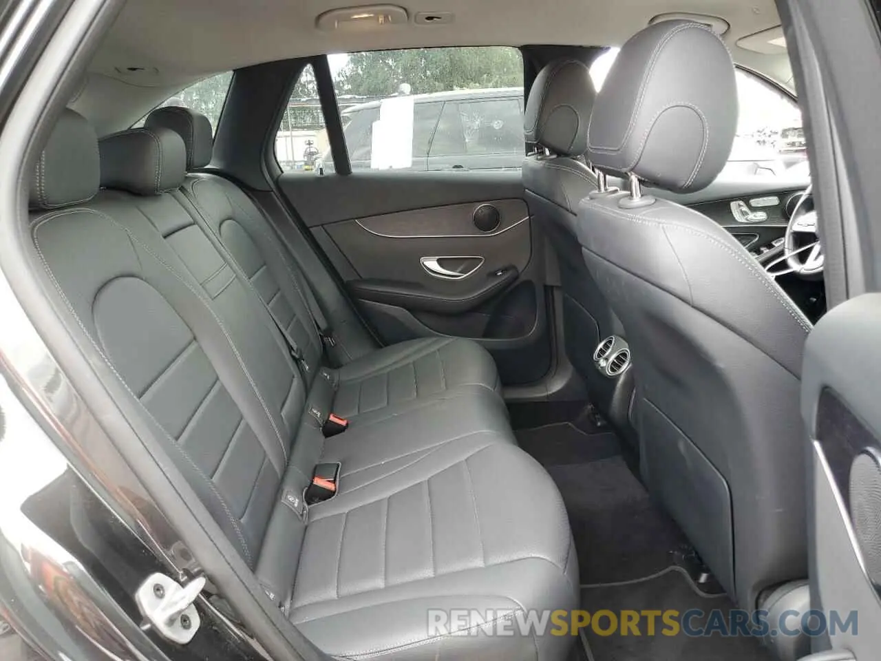 11 Photograph of a damaged car W1N0G8DB7NV397716 MERCEDES-BENZ GLC-CLASS 2022