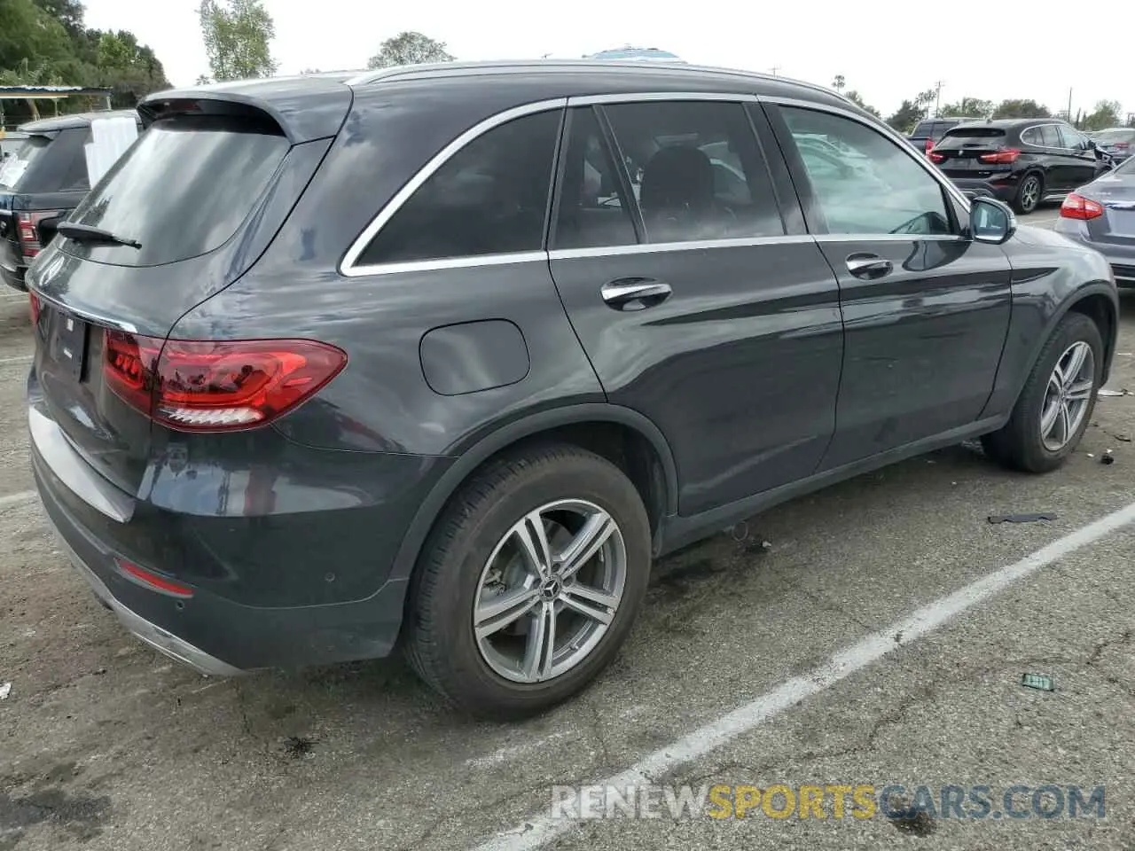 3 Photograph of a damaged car W1N0G8DB7NV397716 MERCEDES-BENZ GLC-CLASS 2022