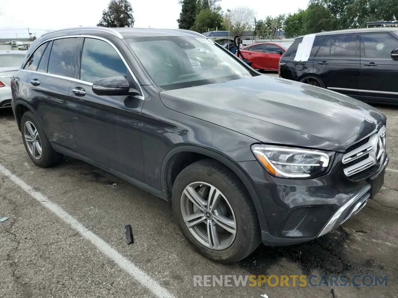 4 Photograph of a damaged car W1N0G8DB7NV397716 MERCEDES-BENZ GLC-CLASS 2022
