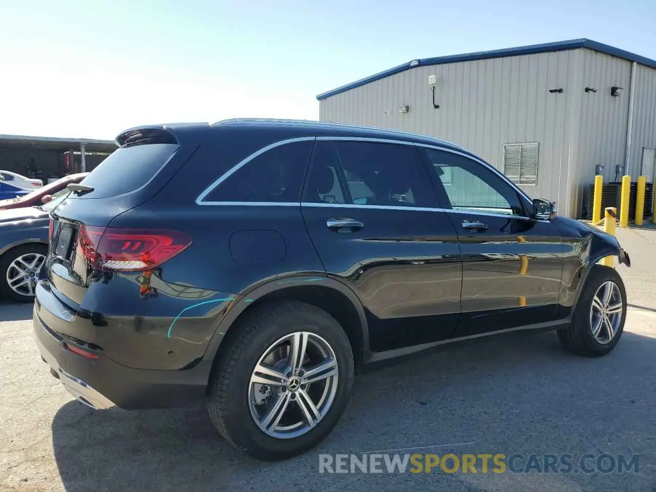 3 Photograph of a damaged car W1N0G8DB7NV399997 MERCEDES-BENZ GLC-CLASS 2022