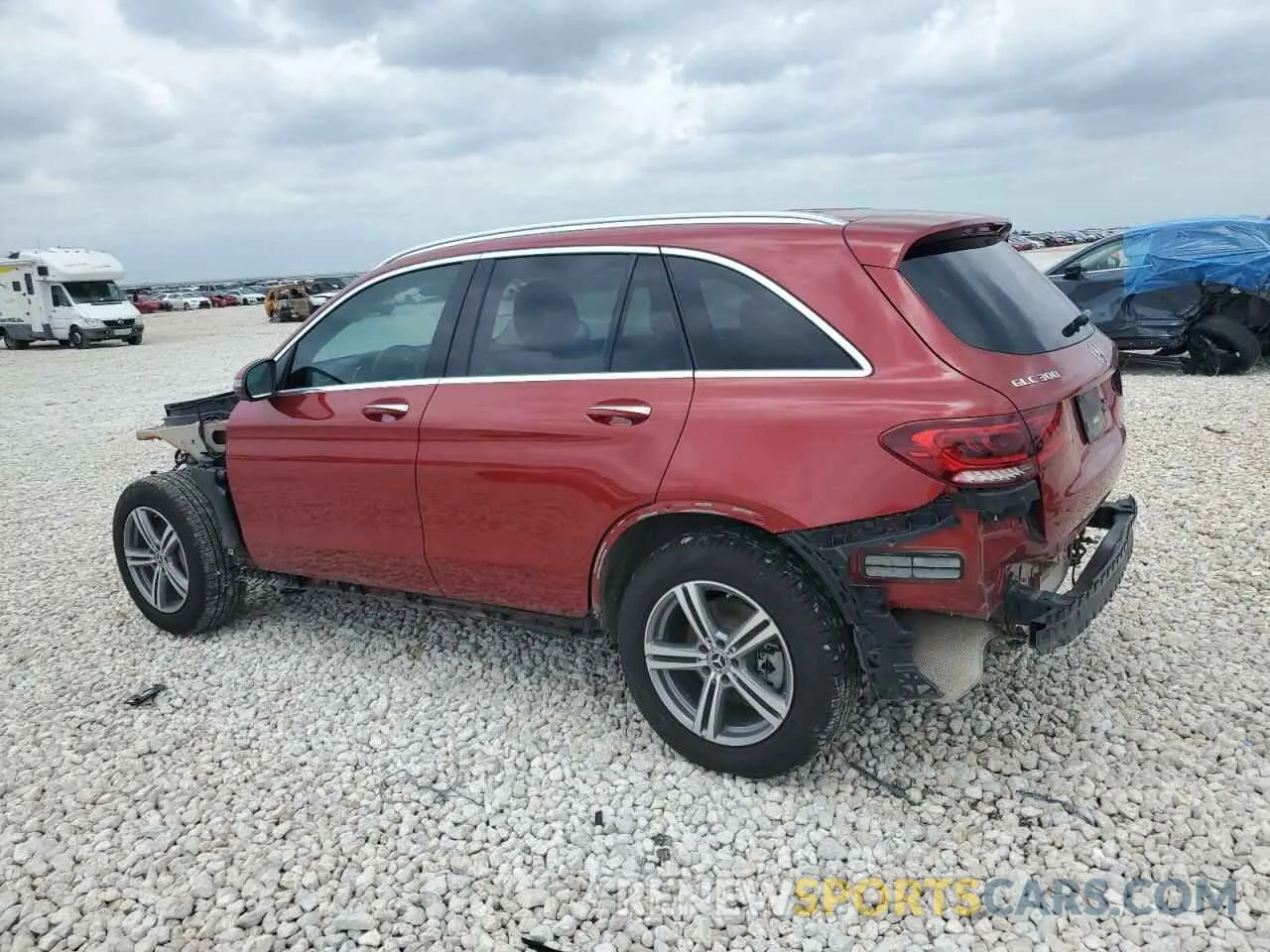 2 Photograph of a damaged car W1N0G8DB8NV389091 MERCEDES-BENZ GLC-CLASS 2022