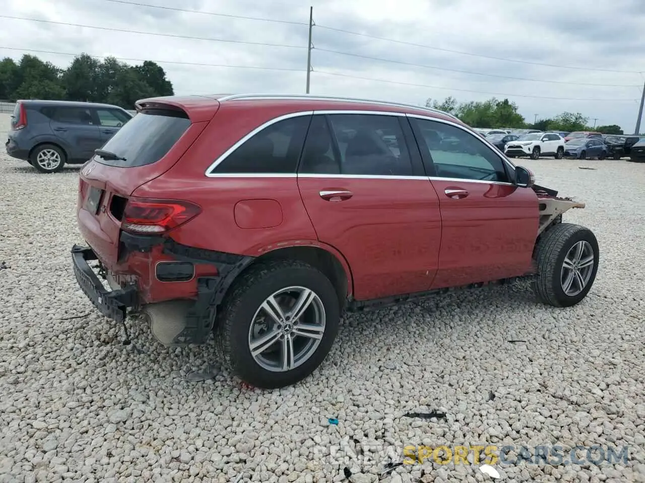 3 Photograph of a damaged car W1N0G8DB8NV389091 MERCEDES-BENZ GLC-CLASS 2022