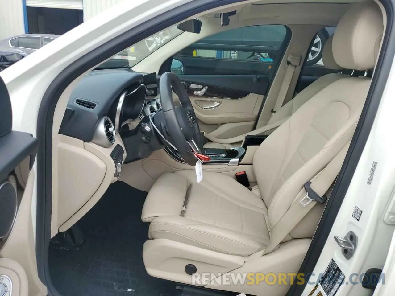 7 Photograph of a damaged car W1N0G8DB9NV331233 MERCEDES-BENZ GLC-CLASS 2022