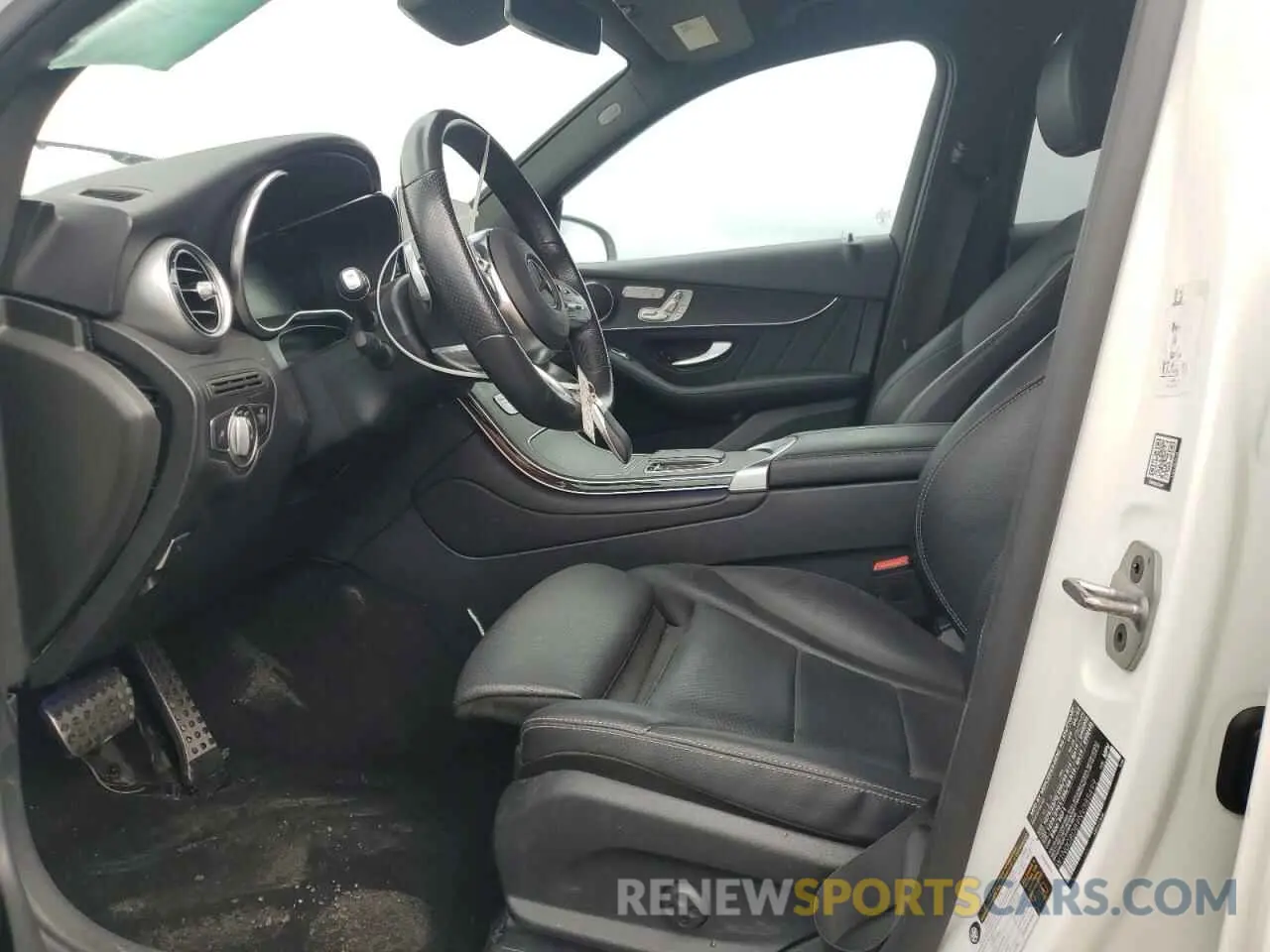 7 Фотография поврежденного автомобиля W1N0G8DB9NV385499 MERCEDES-BENZ GLC-CLASS 2022