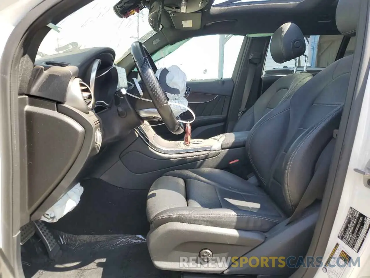 7 Фотография поврежденного автомобиля W1N0G8EB1NG088259 MERCEDES-BENZ GLC-CLASS 2022