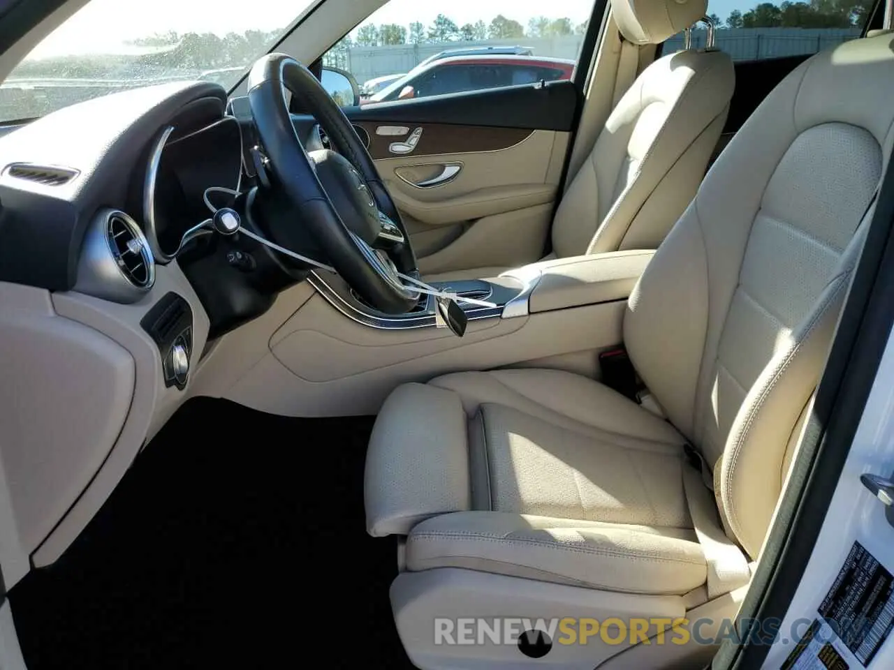 7 Photograph of a damaged car W1N0G8EB1NV380845 MERCEDES-BENZ GLC-CLASS 2022