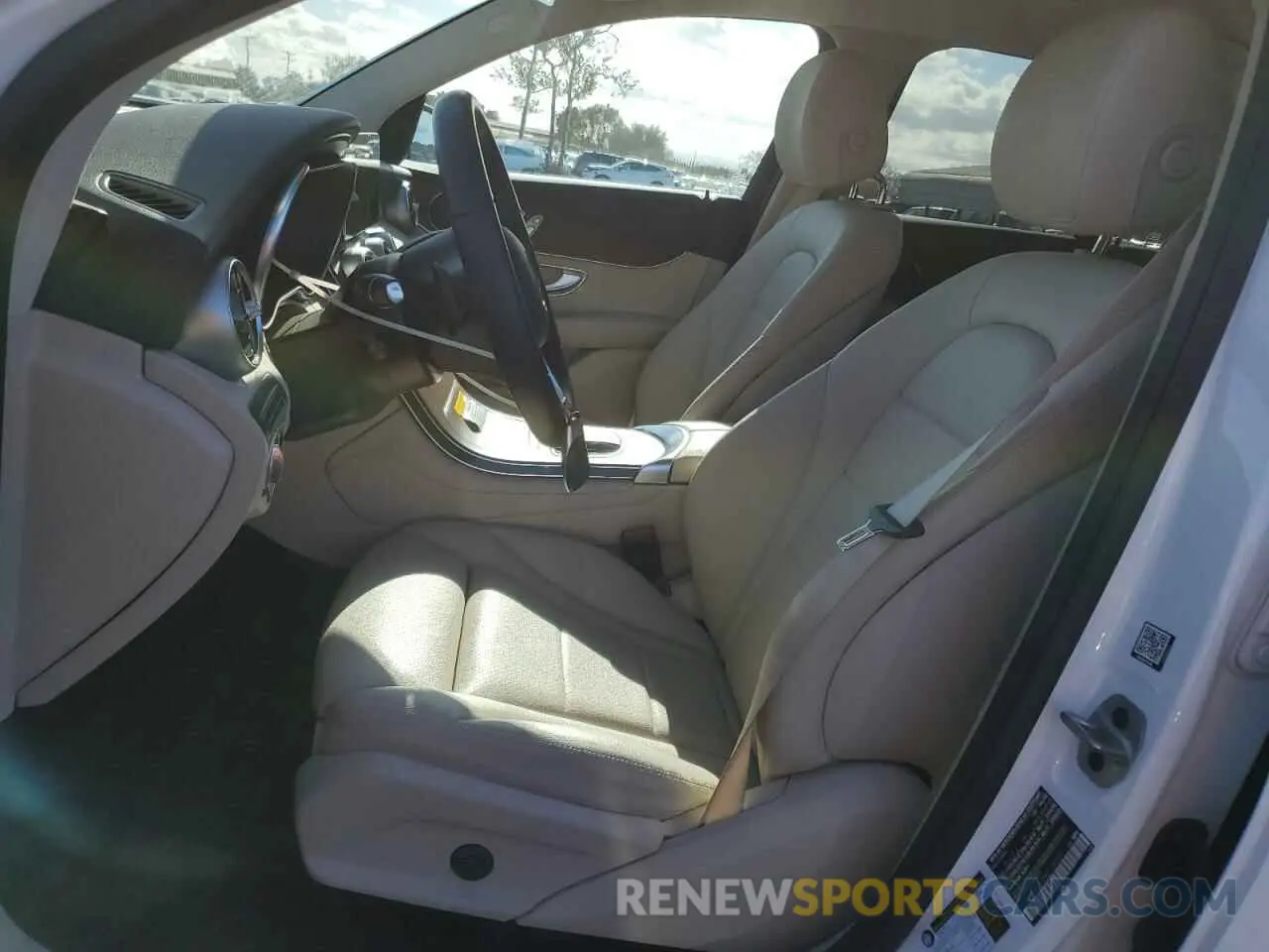 7 Фотография поврежденного автомобиля W1N0G8EB3NG119379 MERCEDES-BENZ GLC-CLASS 2022