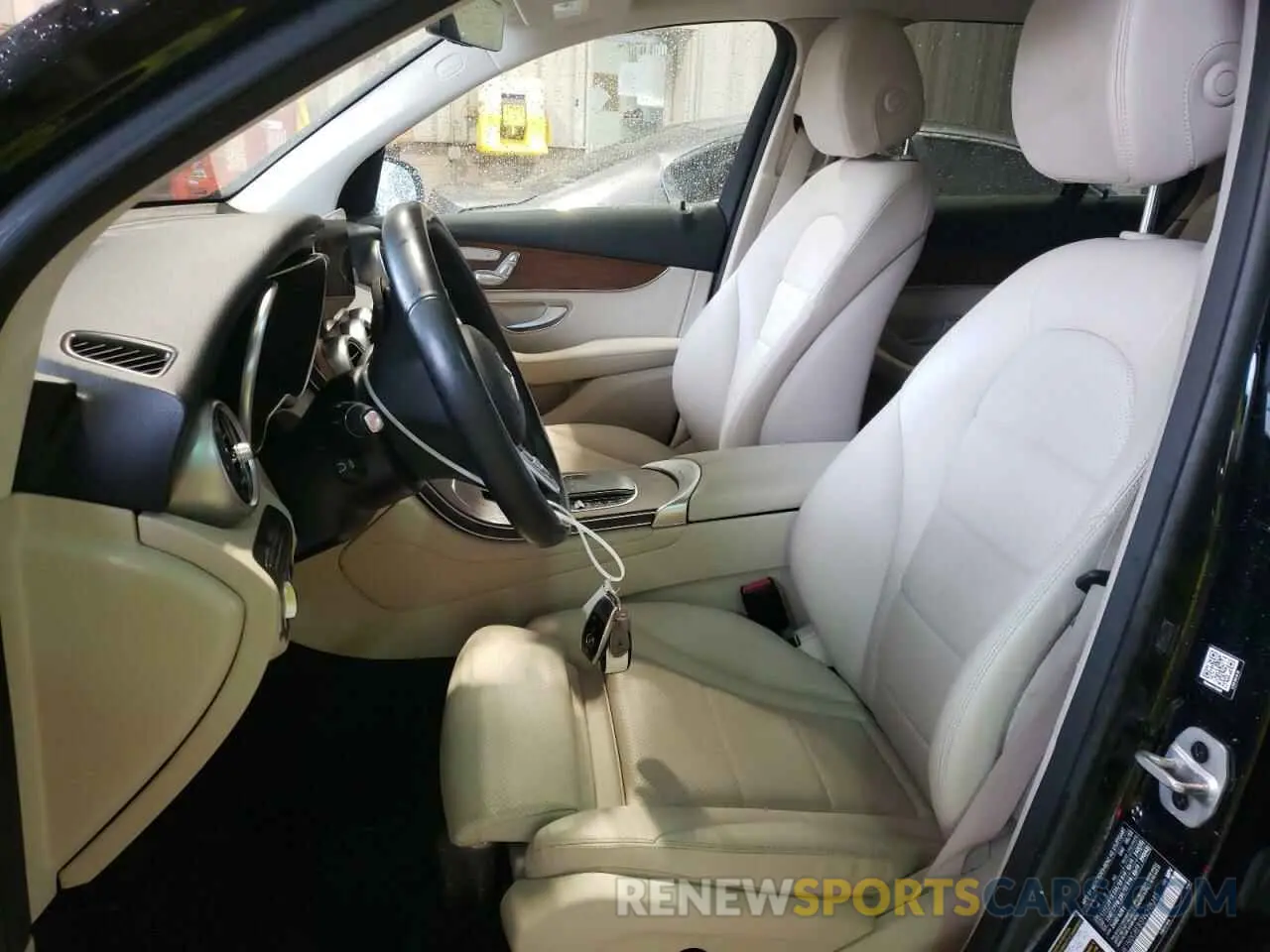 7 Фотография поврежденного автомобиля W1N0G8EB5NV395185 MERCEDES-BENZ GLC-CLASS 2022